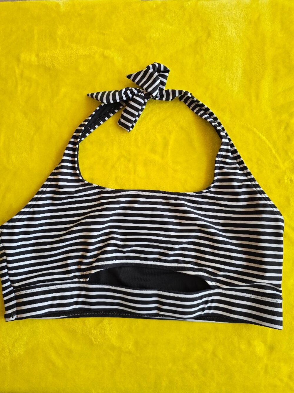 Bikini top XL Black white horizontal stripped